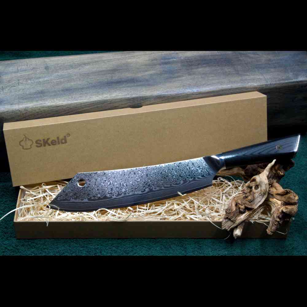 SKeld® - Schneidemesser Geschenkbox mit Holzwolle-Polsterung und Damast Butchermesser mit schwarzem G10-Griff