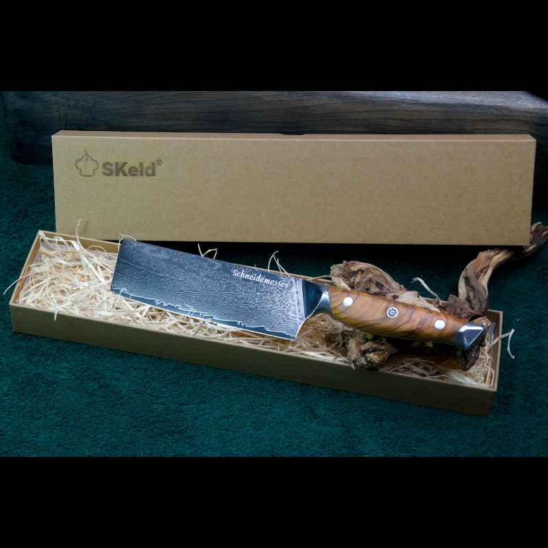 SKeld® Geschenkbox mit Holzwolle-Polsterung und Olivenholz Damast Nakirimesser